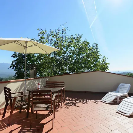 Lovely Estate Not Far From Florence With Olives Trees Holiday home *