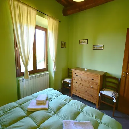 Holiday home Lovely Estate Not Far From Florence With Olives Trees