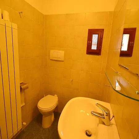 Lovely Estate Not Far From Florence With Olives Trees *