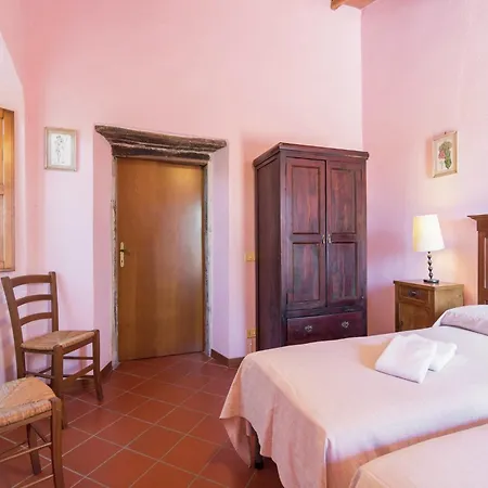 Lovely Estate Not Far From Florence With Olives Trees *